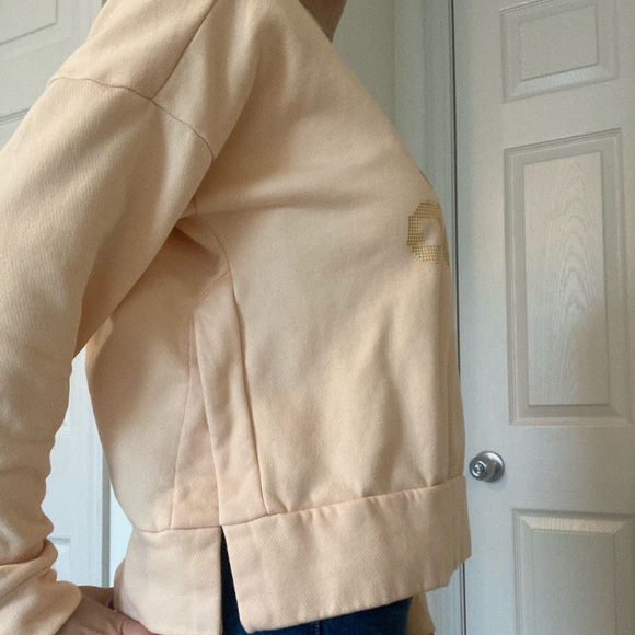 Creamsicle-colored Adidas Crewneck - Picture 3 of 5